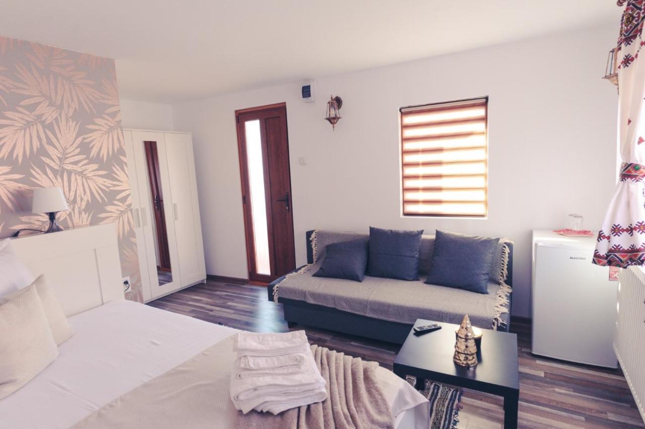 Rebecca Land Hotel Corbi Екстериор снимка