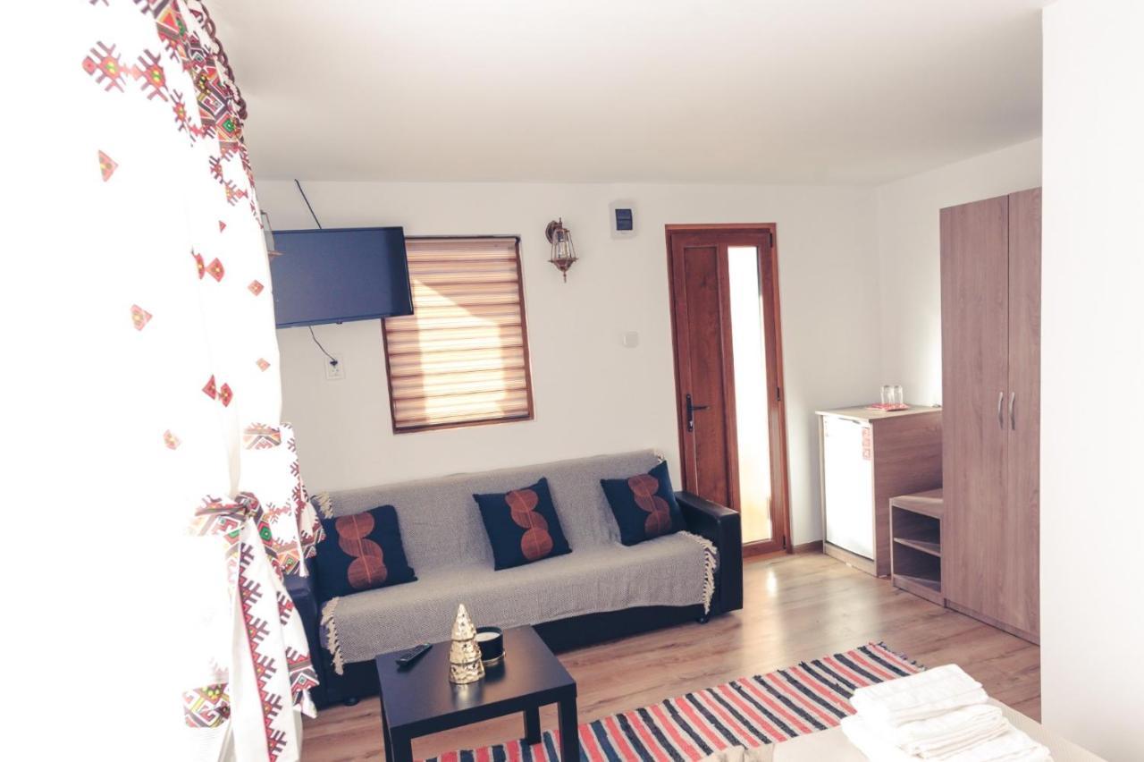 Rebecca Land Hotel Corbi Екстериор снимка