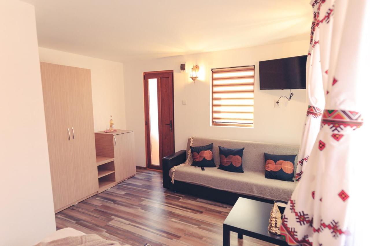 Rebecca Land Hotel Corbi Екстериор снимка